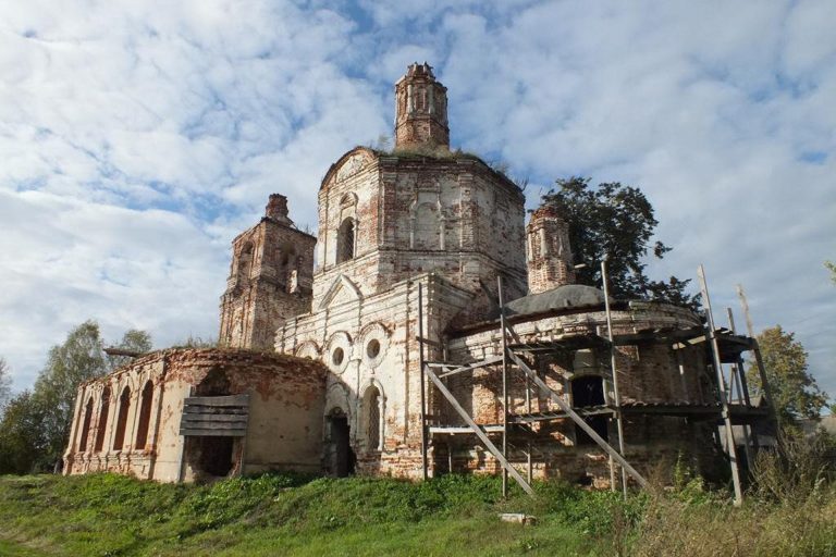 Троицы Живоначальной церковь в Романово, Калининский район
