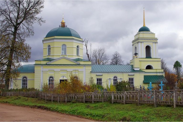 Рождества Христова церковь в Трестино, Фировский район