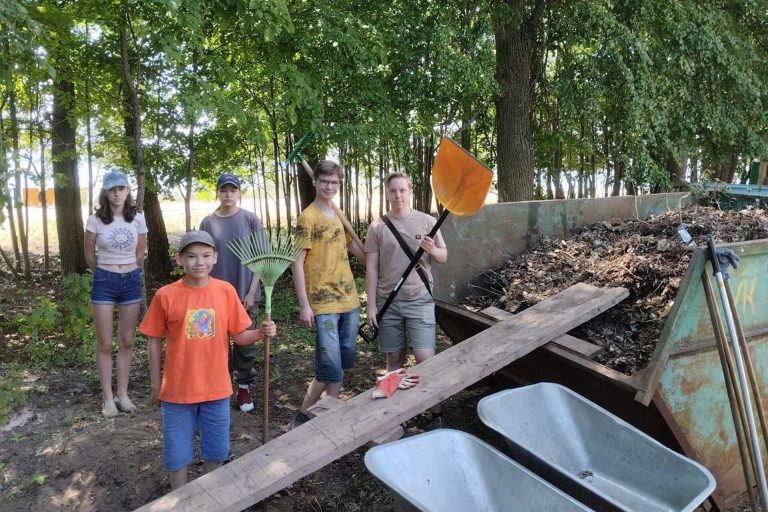 Волонтерская помощь Богородицкому Житенному монастырю продолжается