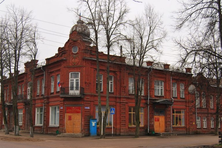 Сотрудники Благотворительного фонда Тверской епархии провели встречу в администрации Осташковского городского округа